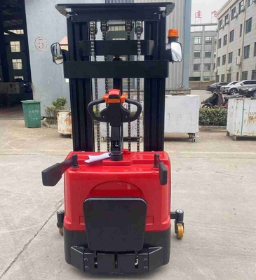 1500kg 1.5 Tons 4000mm 4 Meters Full Electric Stacker With Pedal For Transport Industry