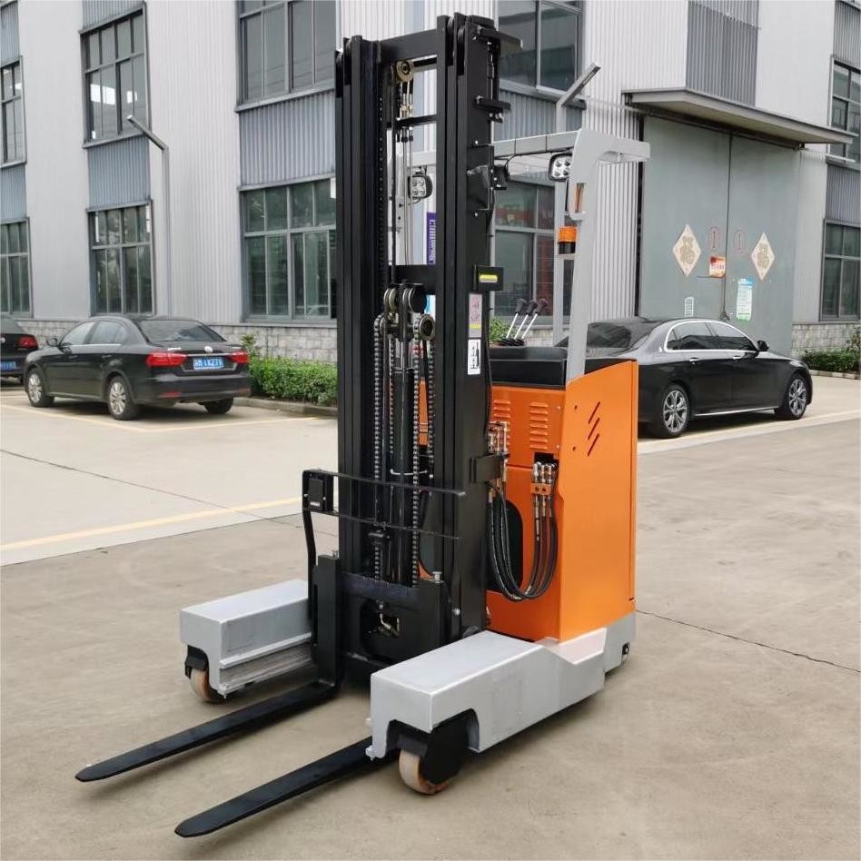 1.5t 3m Stand On Electric Reach Truck Warehouse Material Handling Forward Moving Forklift