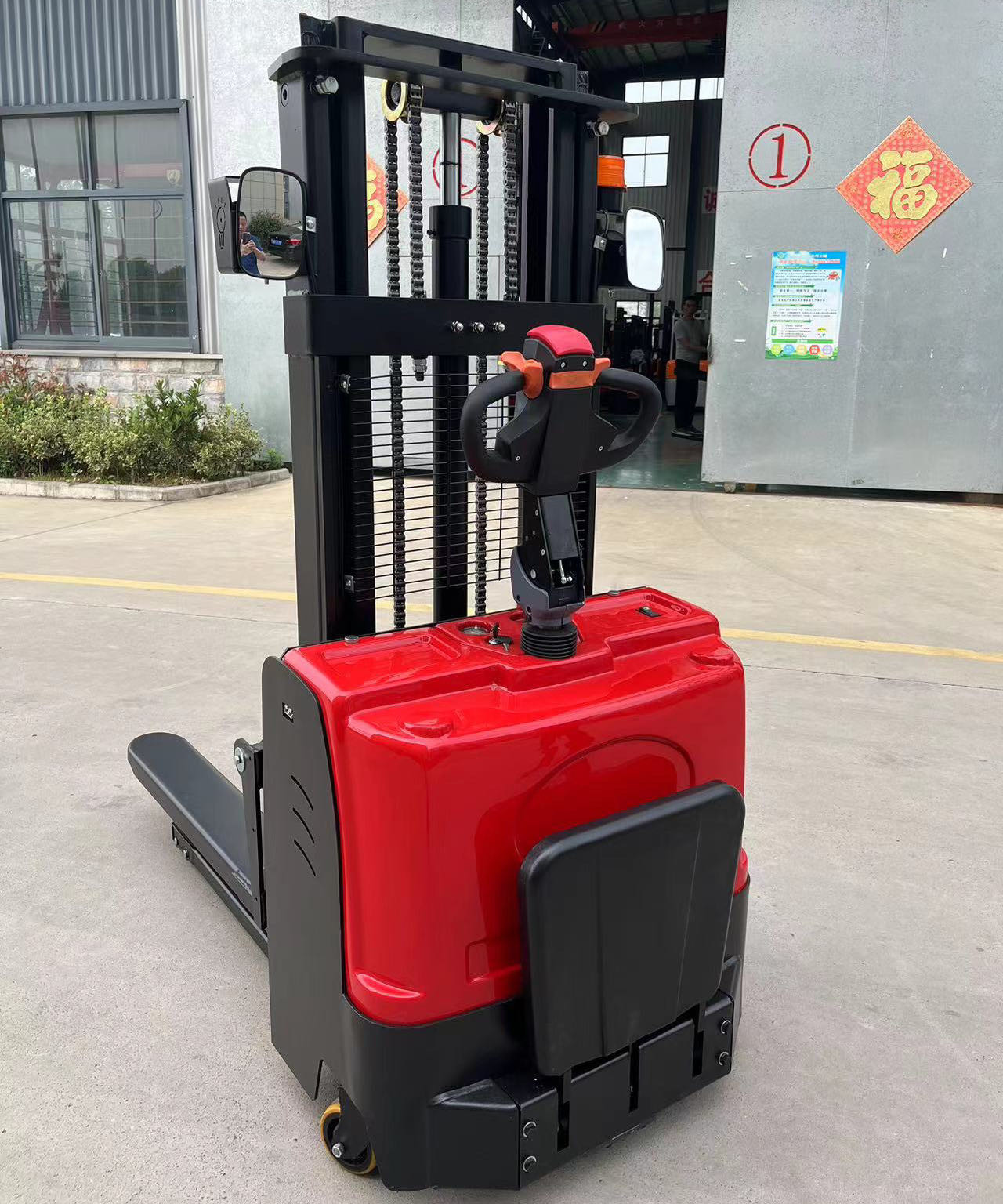 Ride On Lightweight Electric Stacker For Warehouse 3.5m 1.5t 1.0t 1000kg Forklift In Narrow Passages