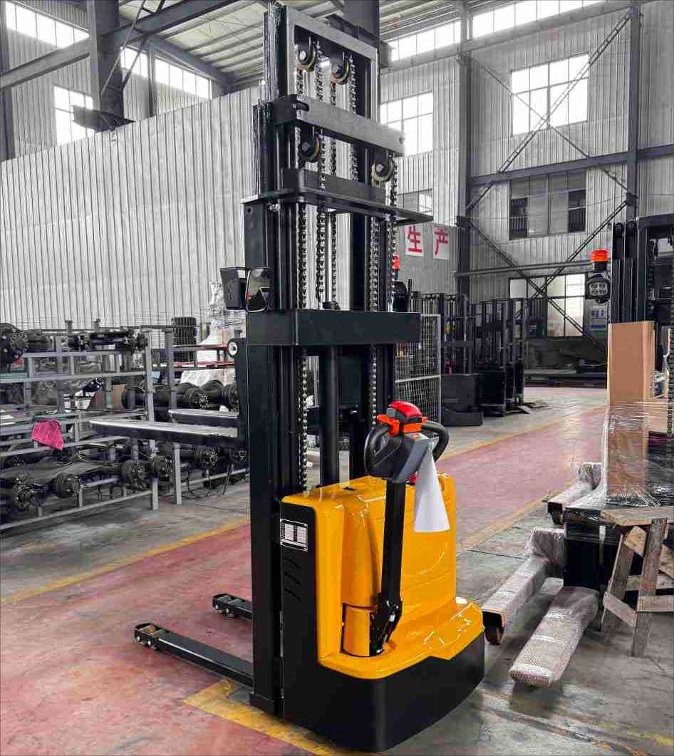 1500kg 4 Meters Full Electric Walkie Pallet Stacker For Warehousing And Distribution Industry