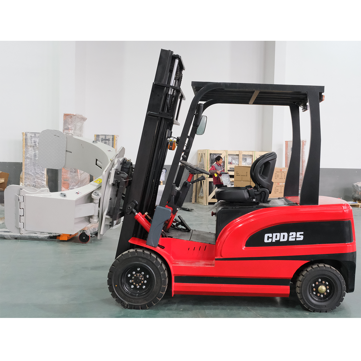 Four Wheel Electric Forklift 2.5 Ton 2500kg with Clamp Attachment Full Electric Big Battery High Efficiency Operation
